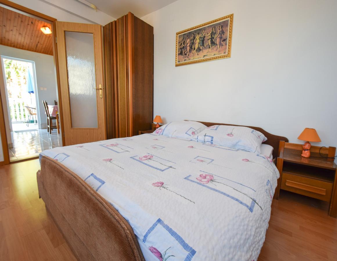 Apartment Toni Malinska Luaran gambar